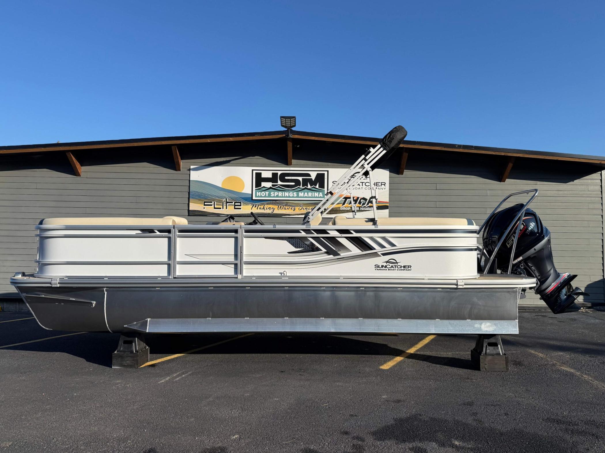 New 2026 SunCatcher Select 322 RC For Sale in Hot Springs, AR